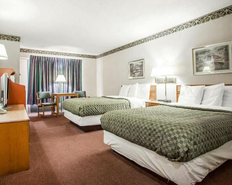 Red Roof Inn Stroudsburg Luaran gambar